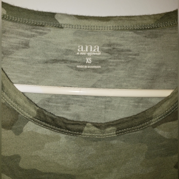 Wonens shirt - Picture 3 of 3